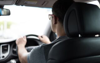 Cuántas clases prácticas de conducir son necesarias para hacer el examen