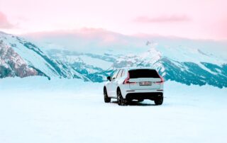 5 consejos para conducir con nieve o hielo de forma segura