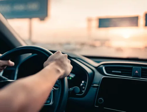 Distància de reacció, frenada i detenció: claus per a una conducció segura